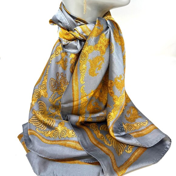 💖😍🎁The Feel Of Silk Grey Guilt Statement Scarf - Picture 1 of 1